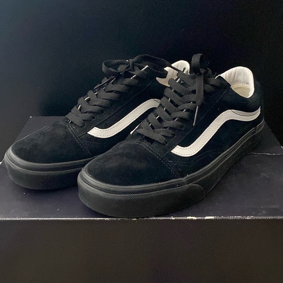 Black - Pig Suede Sk8 -Hi Vans - Picture 2 of 5